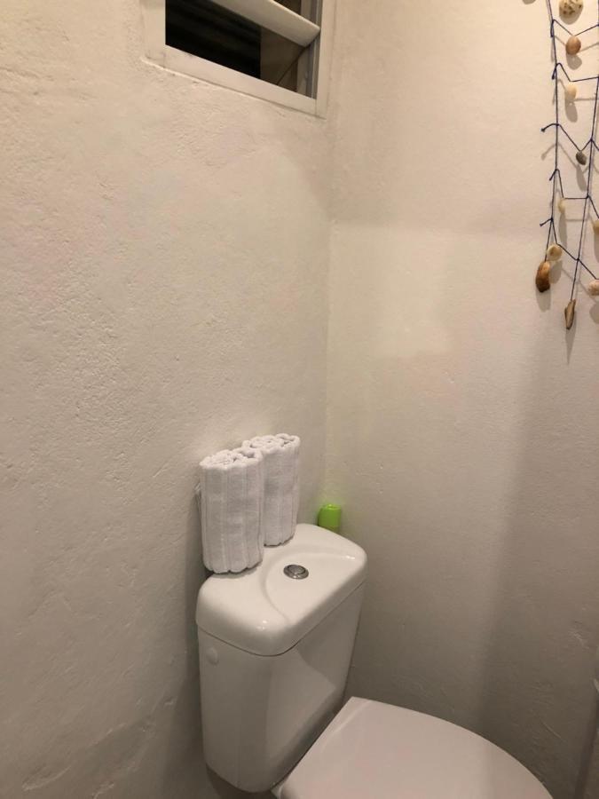 Chambres D'Hote Belcourt 1 Baie Mahault Eksteriør billede