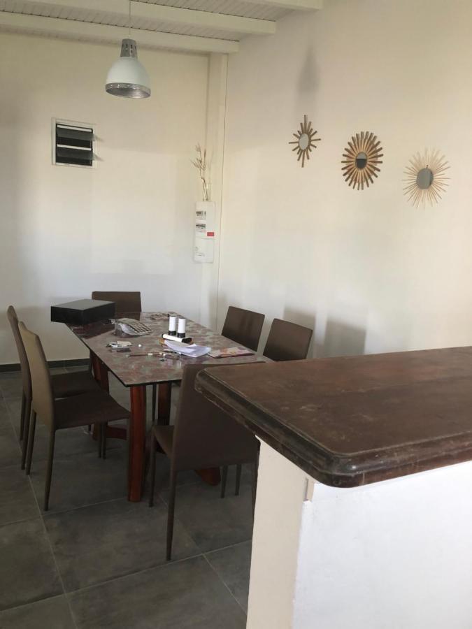 Chambres D'Hote Belcourt 1 Baie Mahault Eksteriør billede