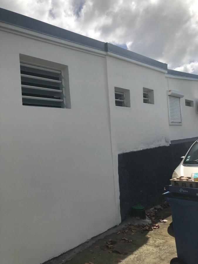 Chambres D'Hote Belcourt 1 Baie Mahault Eksteriør billede
